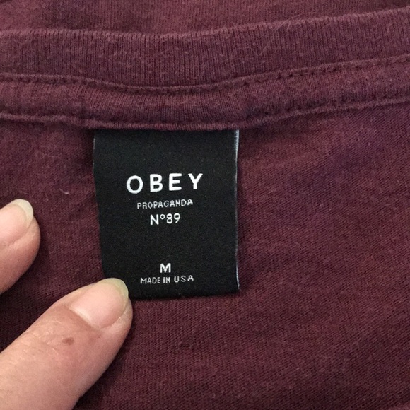 Obey Medium maroon and white short sleeved shirt 💕 - Picture 5 of 6
